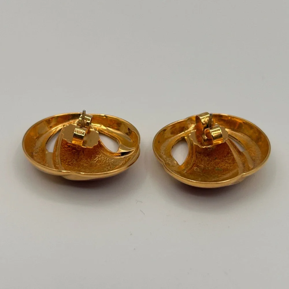 Vintage Gold Tone Red Enamel Swirl Stud Earrings Retro Statement Jewelry